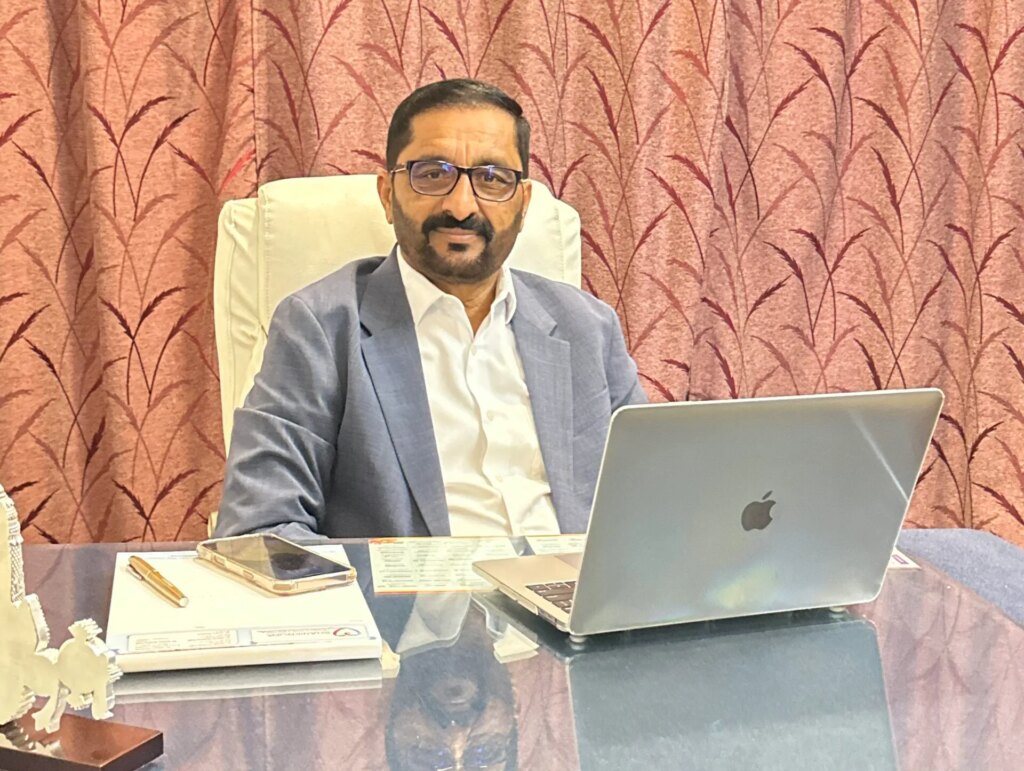 Dr Vishnu Khabale Patil